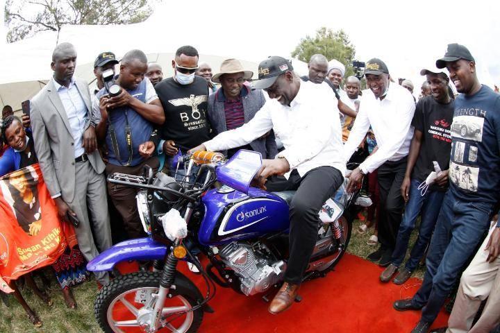 DP WIlliam Ruto on a boda boda