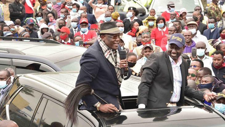 Former Machakos Senator Johnstone Muthama and Deputy President William Ruto at campaign trail. [Photo: Courtesy]