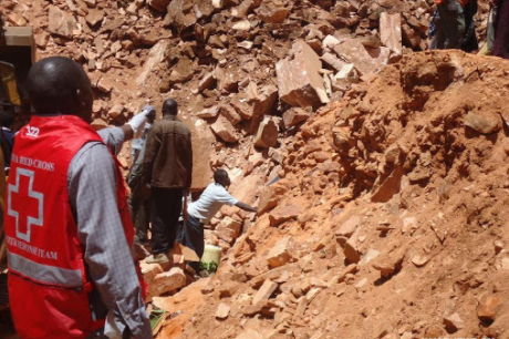 Miners buried alive after quarry collapsed