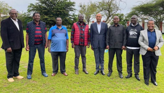 ODM leader Raila Odinga, Peter Kenneth, Senator James Orengo, Jubilee Vice-Chairman David Murathe, Suna East MP Junet Mohamed, and  COTU (K) Secretary-General Dr. Francis Atwoli in Kajiado County. 