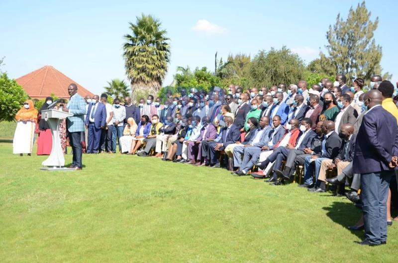 Deputy President William Ruto and legislator allied to him at his Karen office. |Photo|Courtesy|