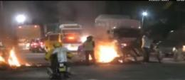 Narok Residents protest against the police. |Courtesy| YouTube|