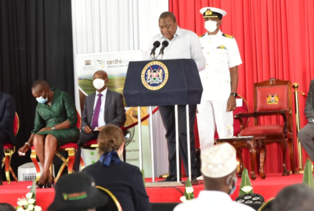 President Uhuru Kenyatta launching Ardhi Sasa system