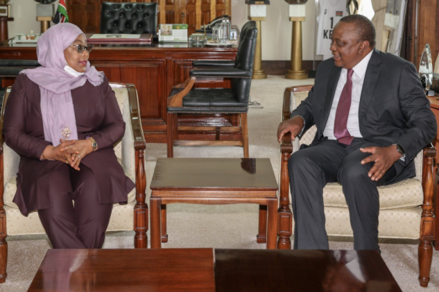 President Kenyatta and his Tanzanian counterpart Suluhu hold talks