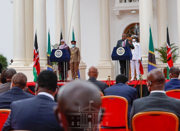Tanzanian President Samia Suluhu Hassan and President Uhuru Kenyatta at State House Nairobi on May 4, 2021. |Courtesy| PSCU|