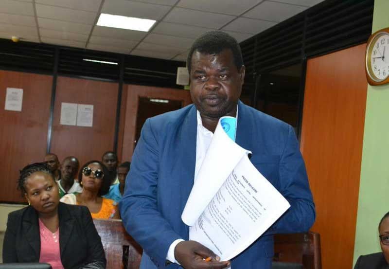 File Image of Activist Okiya Omtatah in court.