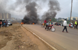 A section of Kabete residents protest the killings of 6 by a police officer 