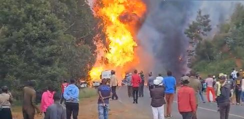 Lorry Carrying Gas Cylinders Explodes Along Mai Mahiu Road