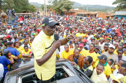 DP William Ruto addresses members of the public in Makueni on Wednesday, February 23, 2022. |Photo| Courtesy|
