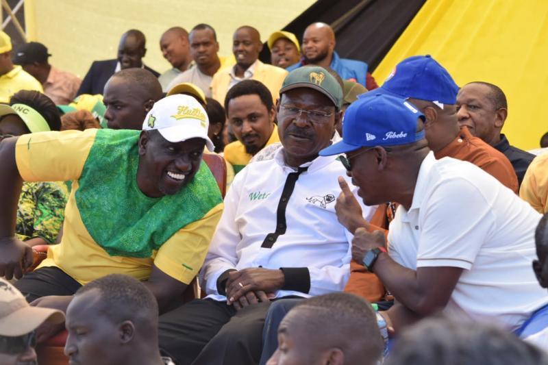 Deputy President William Ruto, Moses Wetangula and Former Kiambu Governor William Kabogo.  