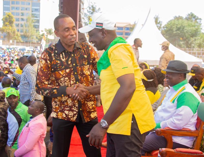 Kiambu Senator Kimani Wamatangi and DP William Ruto. 
