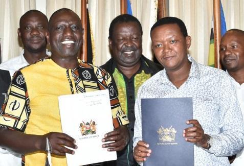 File image of Deputy president William Ruto and Governor Alfred Mutua. 