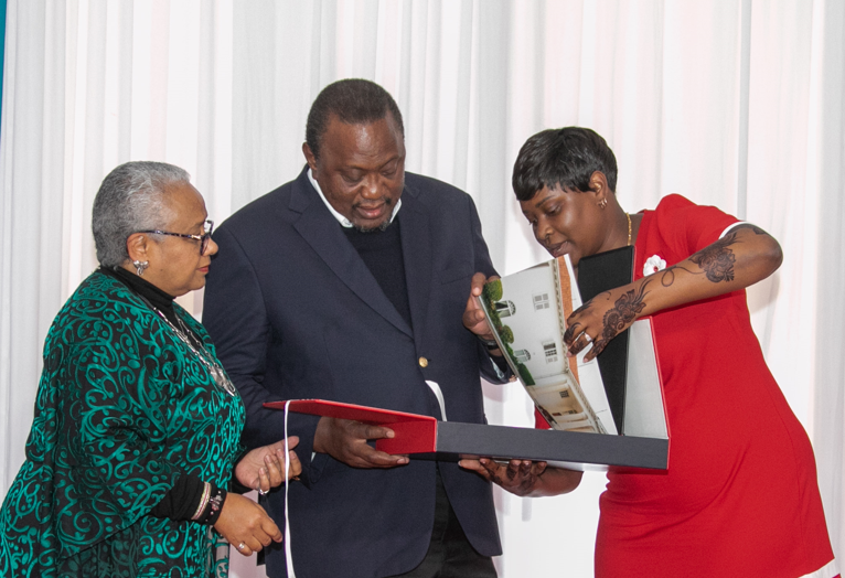 President Uhuru Kenyatta, First Lady Margaret Kenyatta and Kanze Dena. 