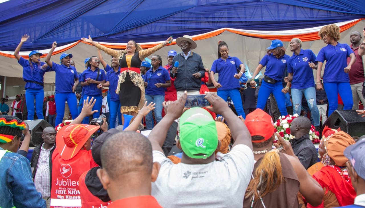 Raila Odinga leads Azimio campaigns in Kiambu County.