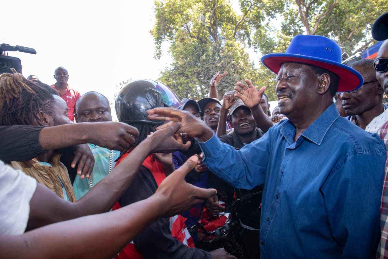 Raila Odinga engages residents in Ruaraka and Mathare.