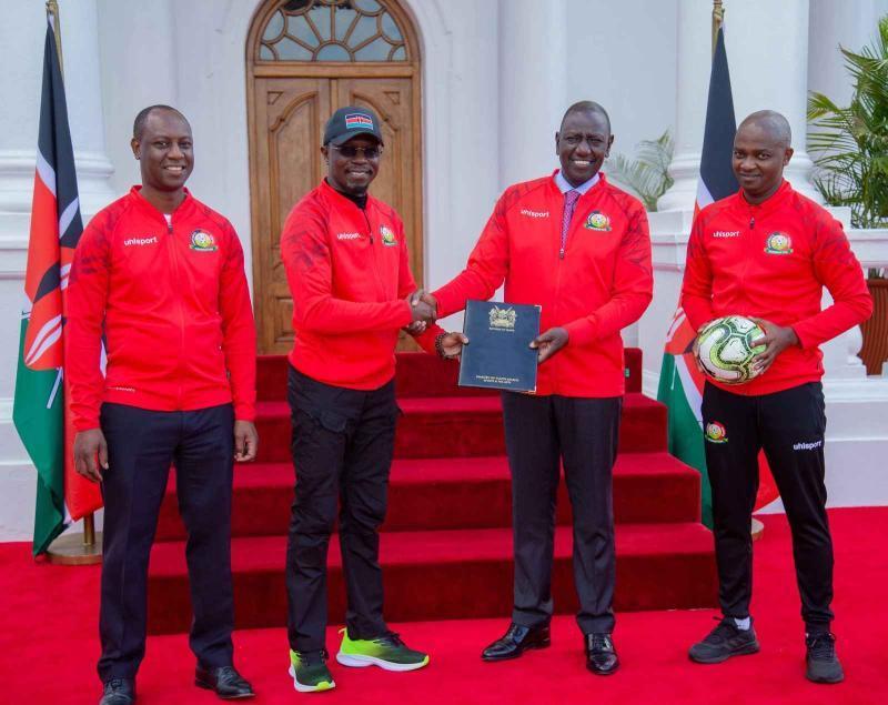 President Ruto and Sports CS Ababu Namwamba at State House.