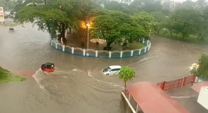 A section of a road flooded in Mombasa after heavy rains pounded the region.