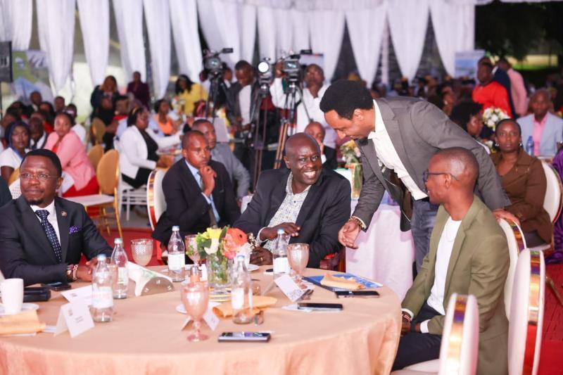 Mugithi Singer Samuel Muchoki and DP Rigathi Gachagua during the launch of his foundation.