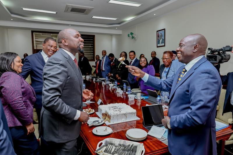 DP Gachagua feeding CS Murkomen a cake during his 45th birthday.