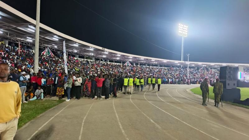 File image of Homa Bay residents at the Raila Odinga Stadium.
