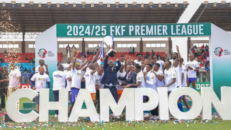 File image of Kenya Police FC lifting the FKF Premier League trophy
