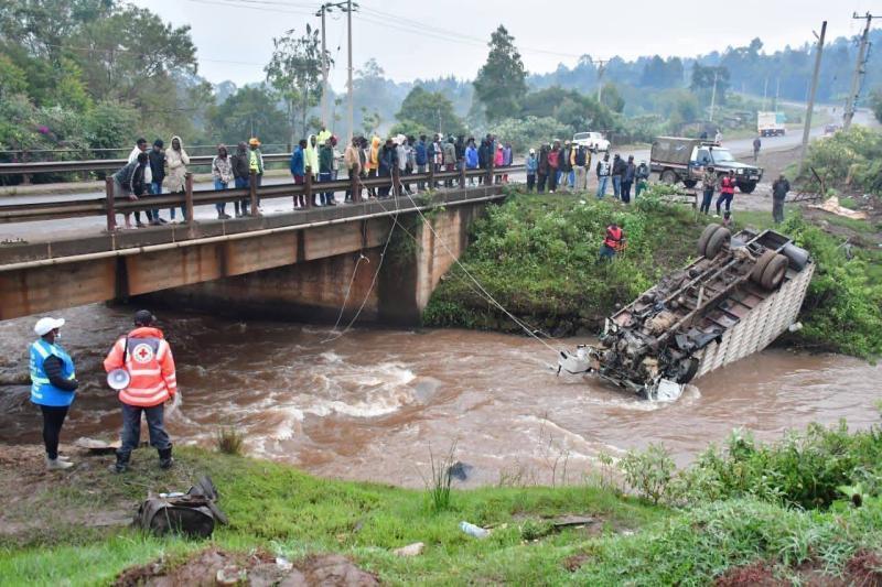 Lorry plunges into a river along Bomet-Kaplong highway.