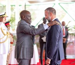 President Ruto confers His Highness Prince Rahim Aga Khan V with the Chief of the Order of the Golden Heart (C.G.H) at State House, Nairobi.