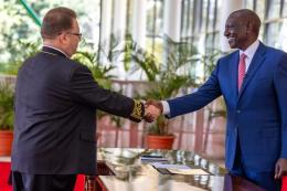 File image of President William Ruto with Russian Ambassador to Kenya Vsevolod Tkachenko.
