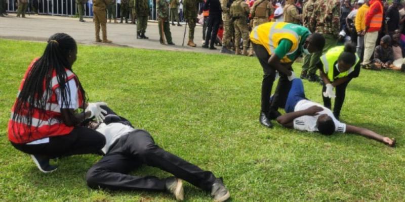 People fainting at the Mamboleo stadium in Kisumu during the viewing of Raila Odinga's body.