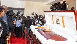 Mama Ida Odinga viewing the body of former Prime Minister Raila Odinga.