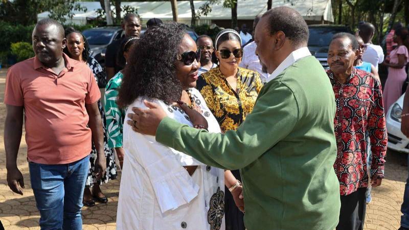File image of former President Uhuru Kenyatta and Mama Ida Odinga in Bondo.