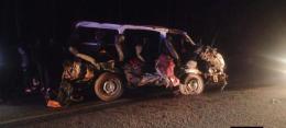 File image of a van involved in a road accident along Kisii-Kisumu highway.