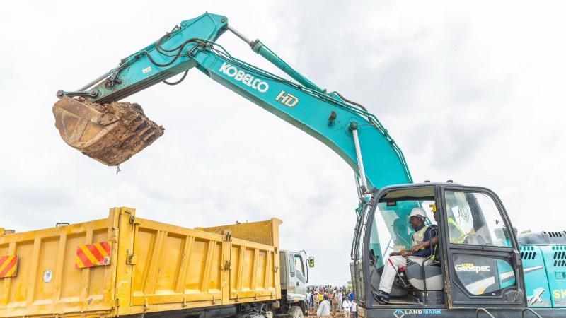 File image of President William Ruto operating an excavator