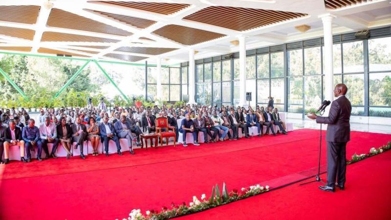 File image of President William Ruto during a meeting with Nairobi traders