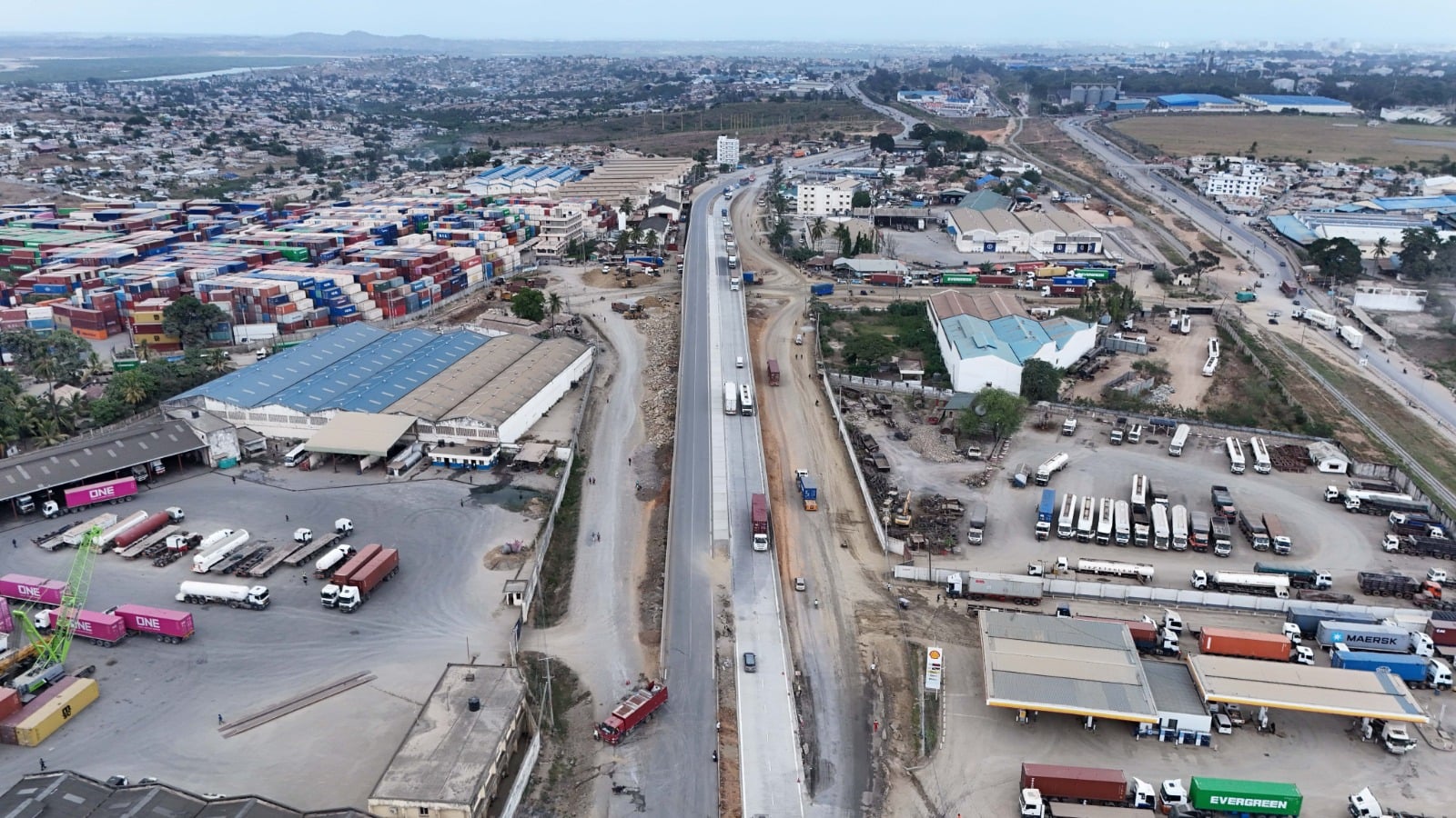 File image of Mombasa-Mariakani highway.