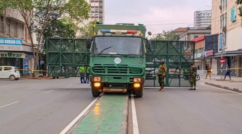 File image of a police barrier in Nairobi CBD.