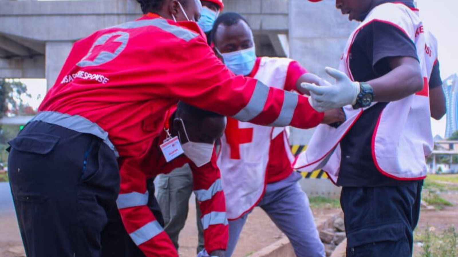 File image of Kenya Red Cross personnel at work