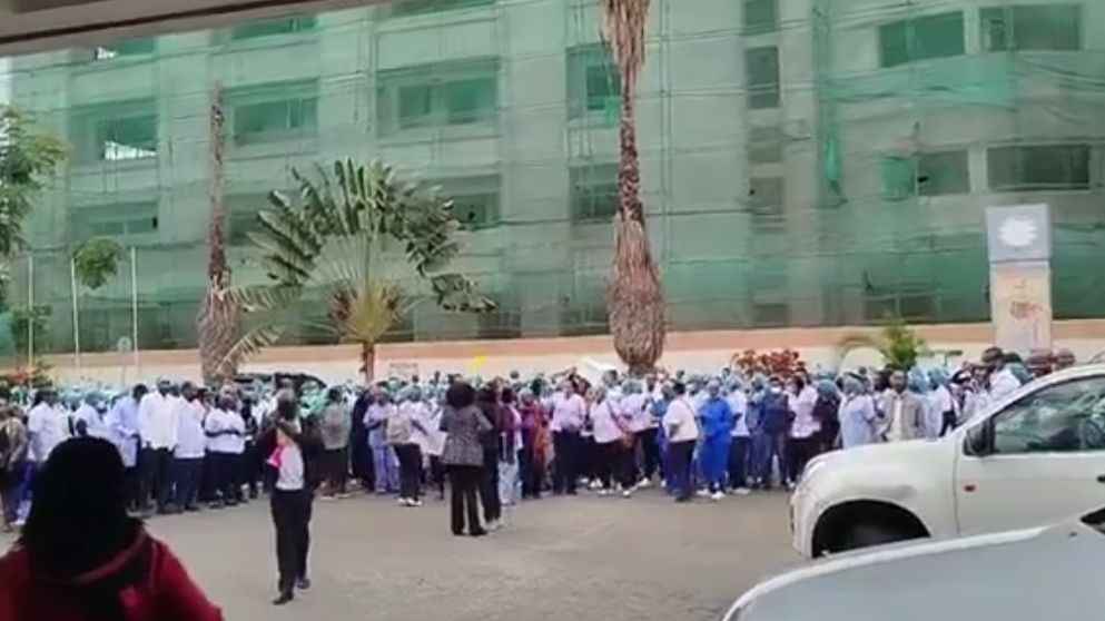 File image of striking nurses at Kenyatta National Hospital