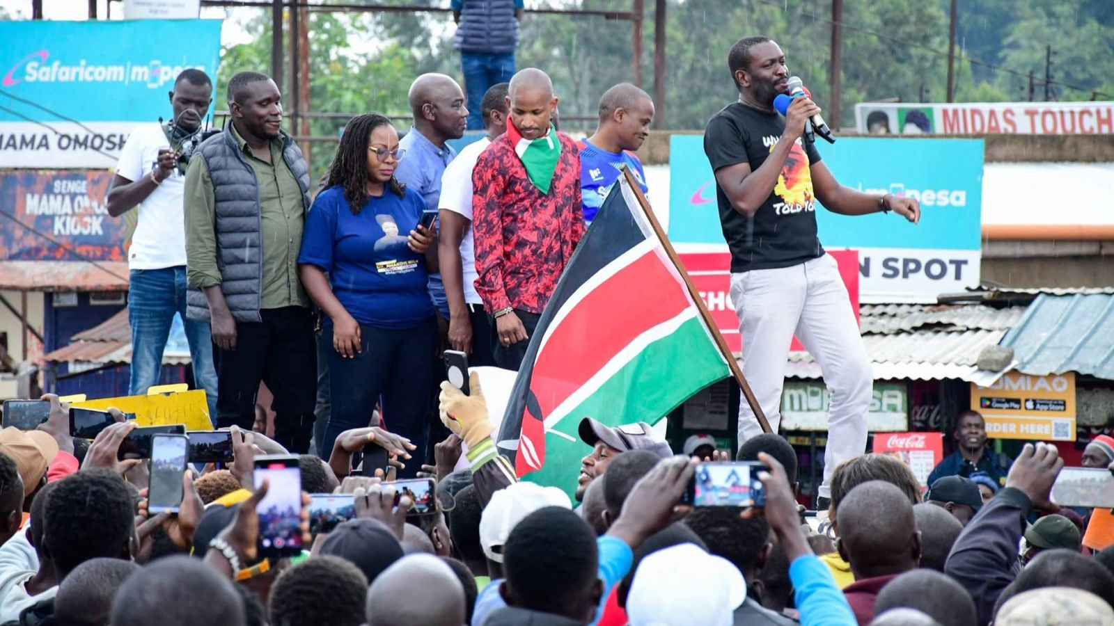 File image of the Linda Mwananchi team