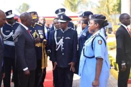 File image of President William Ruto unveiling new police uniforms.