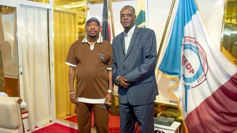 File image of former Nairobi Governor Mike Sonko and former Sports and Culture Cabinet Secretary Hassan Wario