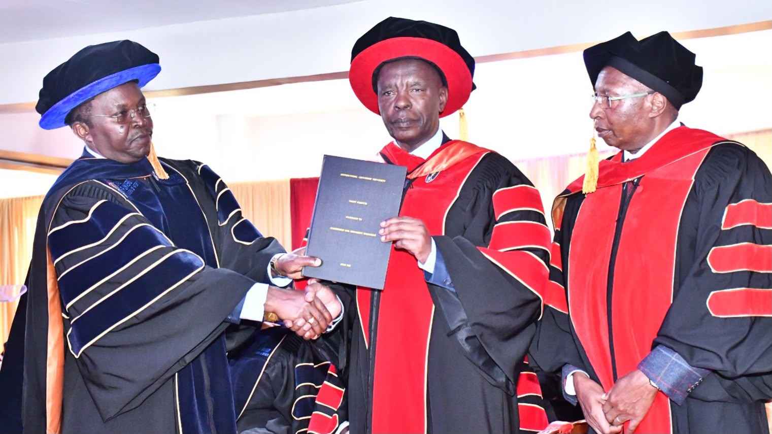 File image of former Makueni Governor Kivutha Kibwana during his installation ceremony