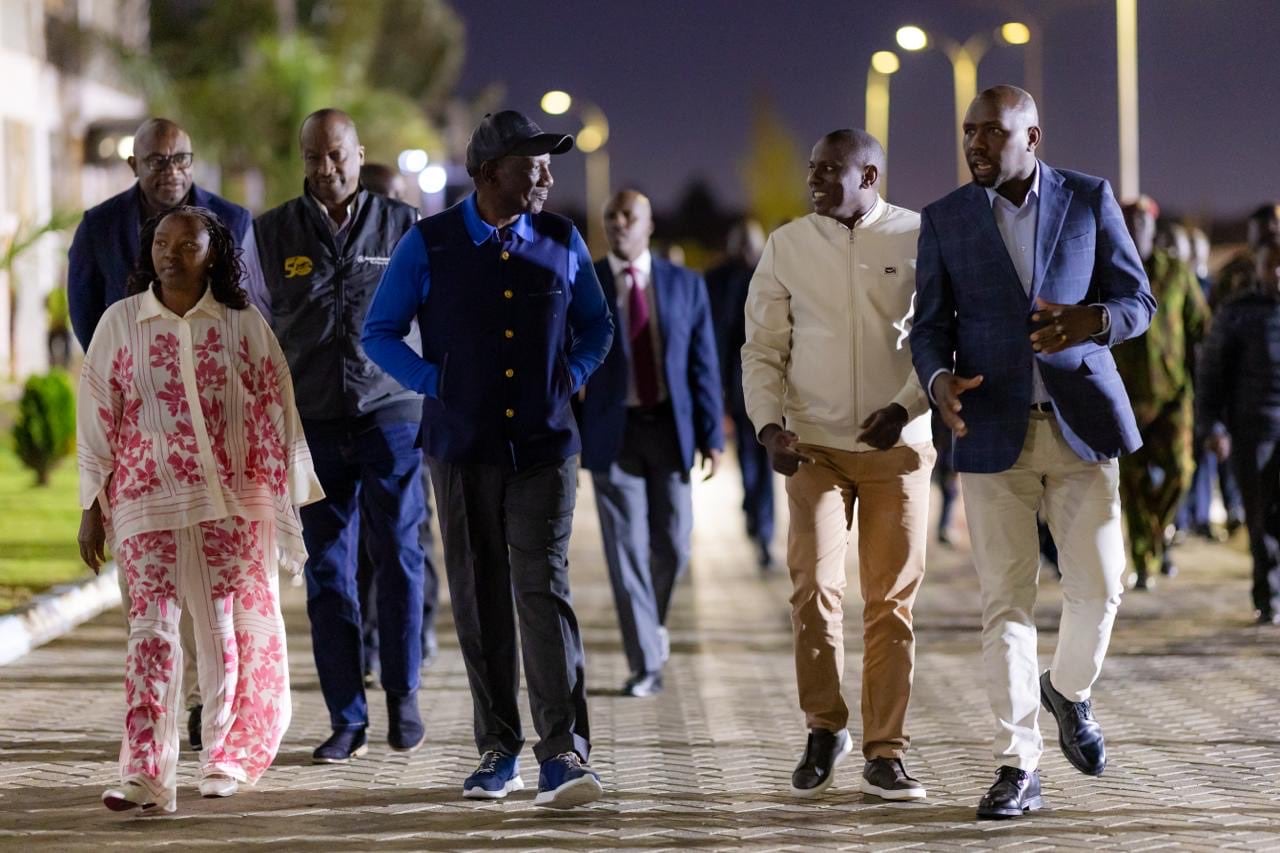 File image of President William Ruto with First Lady Rachel Ruto, Interior CS Kipchumba Murkomen and MP Kimani Ichung'wah at JKIA.