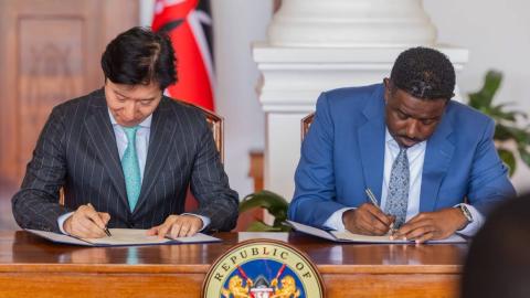 File image of the signing of the MoU between the Government and Endelevu Enterprise Corporation